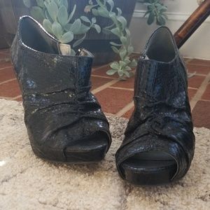 Worthington black heels